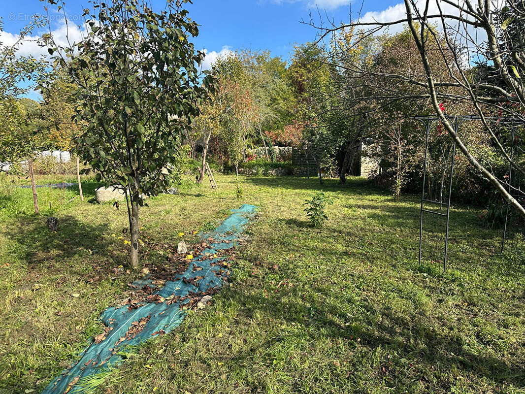 Terrain à VILLEFRANCHE-DE-ROUERGUE