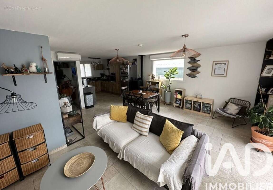 Photo 3 - Maison à SALON-DE-PROVENCE