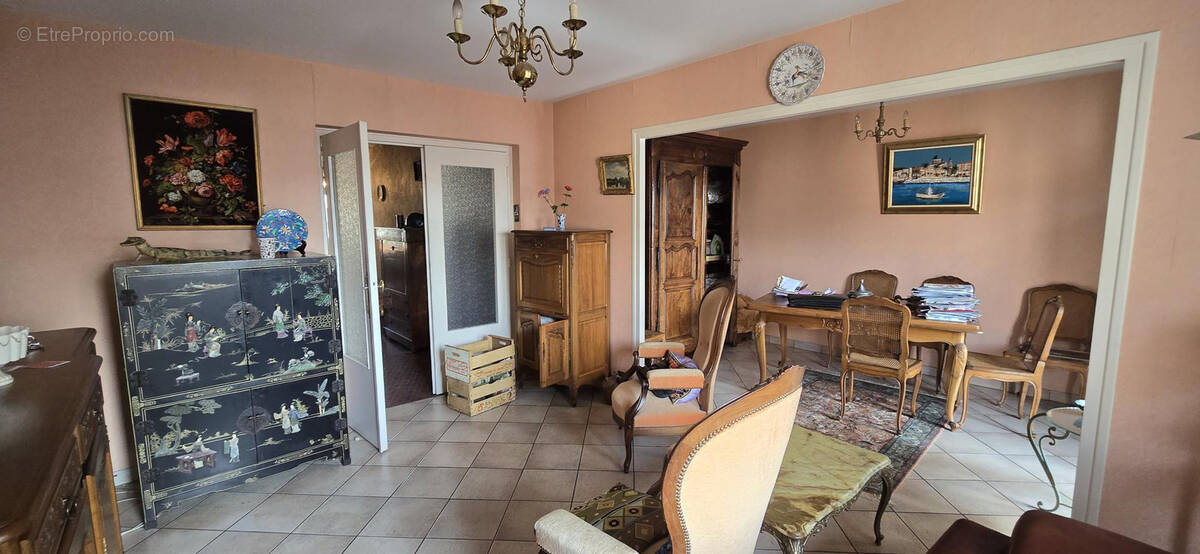 Appartement à SAINT-ETIENNE