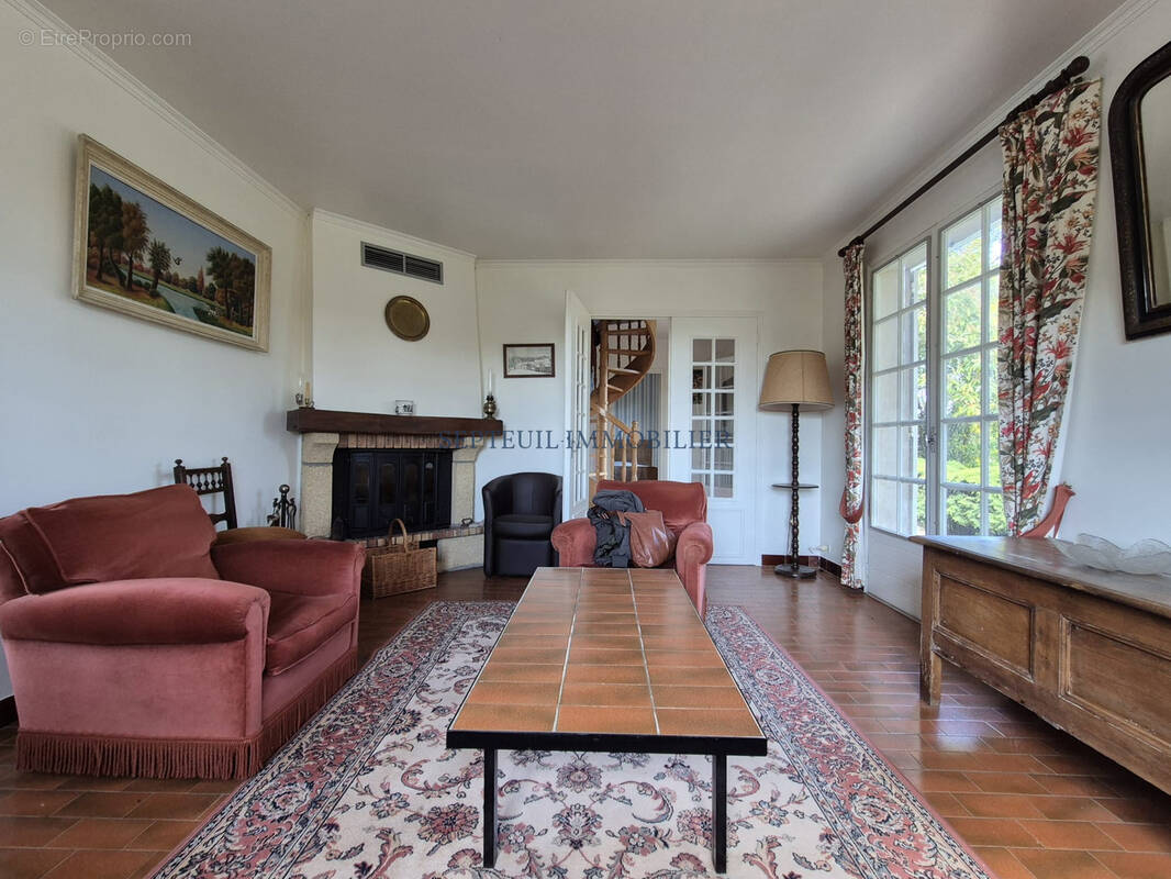Maison à SEPTEUIL