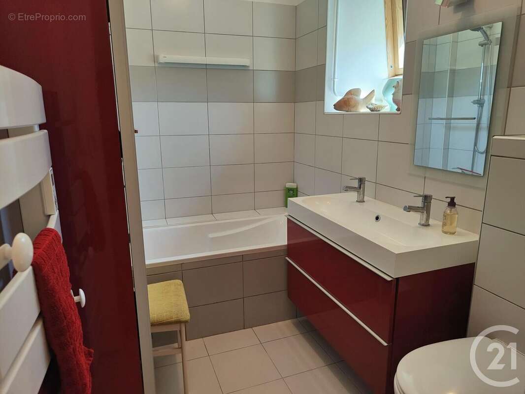 Maison à COSNE-COURS-SUR-LOIRE