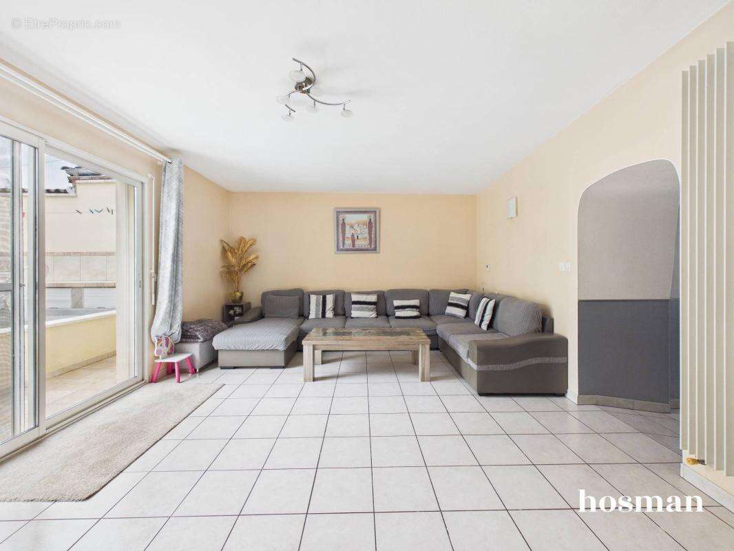 Maison à CARBON-BLANC