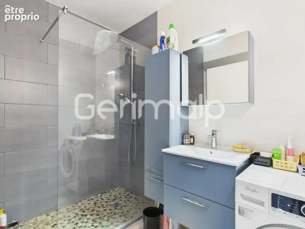 Vente - Appartement - 3 pièces + cuisine - 74,39 m² - 530 000 € - photo 6