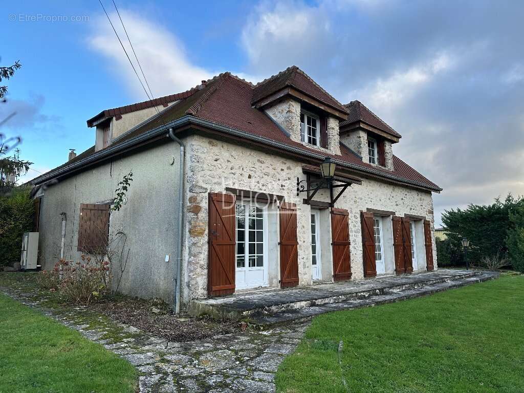 Maison à LA FERTE-GAUCHER