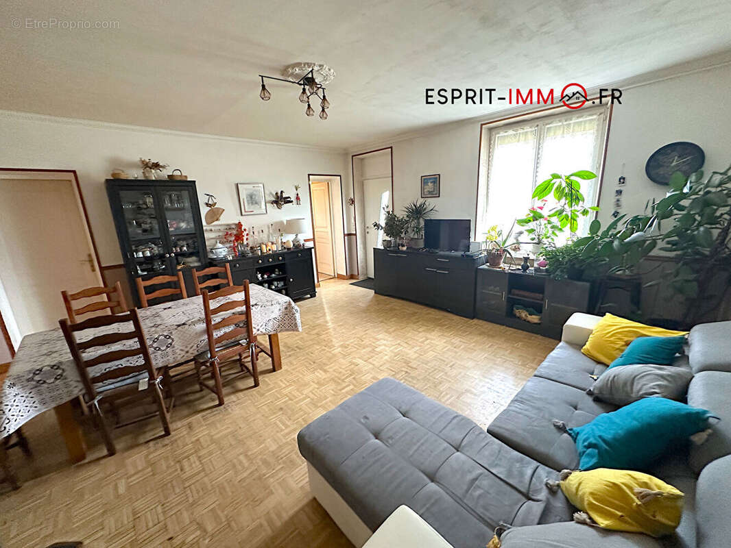 Appartement à SEYSSEL