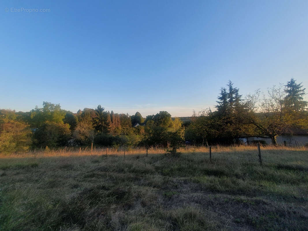 Terrain à THENON