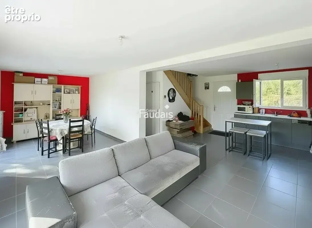 Maison 6 pièces 86 m² à vendre à Quettreville-Sur-Sienne (50660) - photo 3