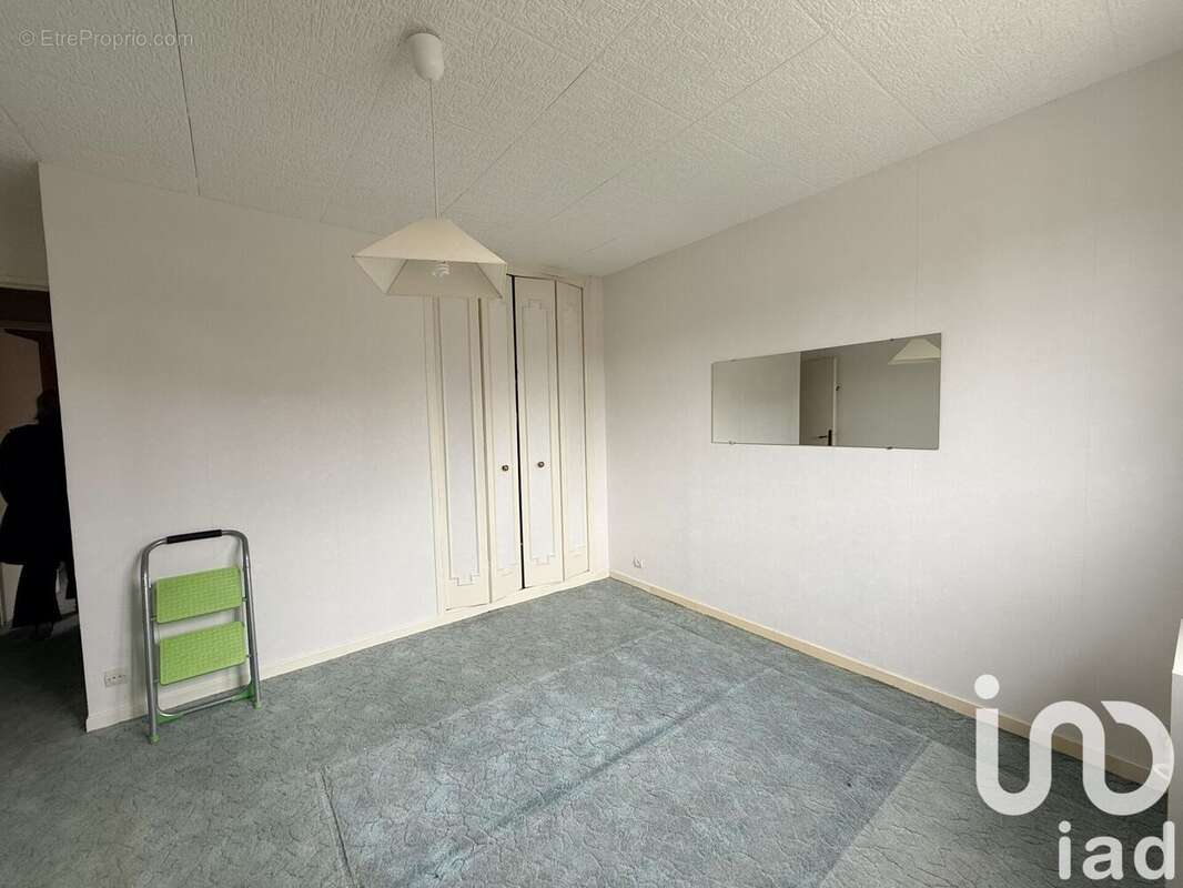 Photo 6 - Maison à CREVECOEUR-LE-GRAND