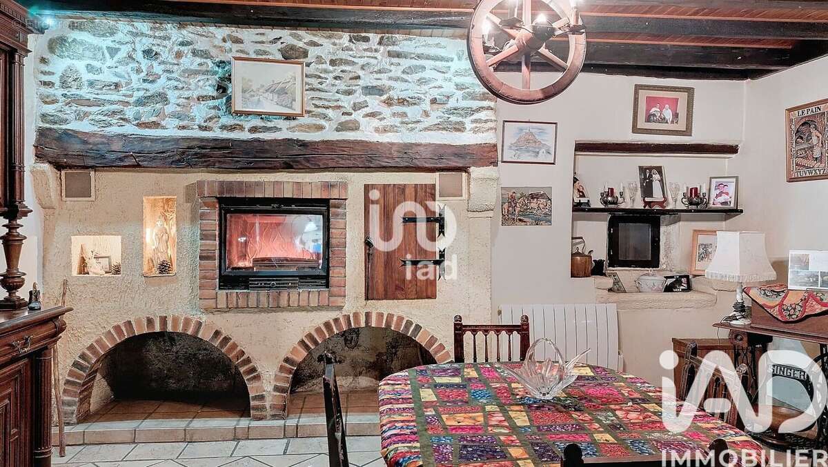 Maison 143 m² à Savennes  - photo 3