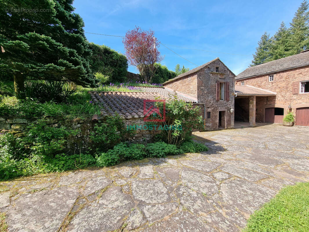 Maison à SAINT-AFFRIQUE