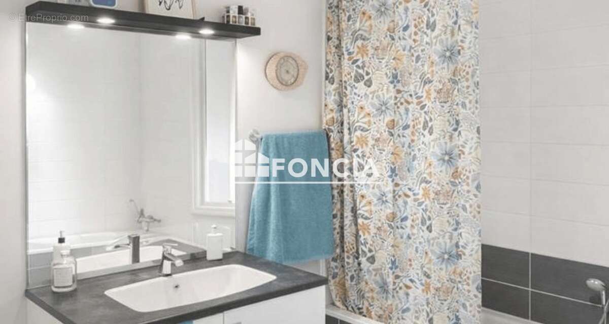 Appartement à LYON-7E