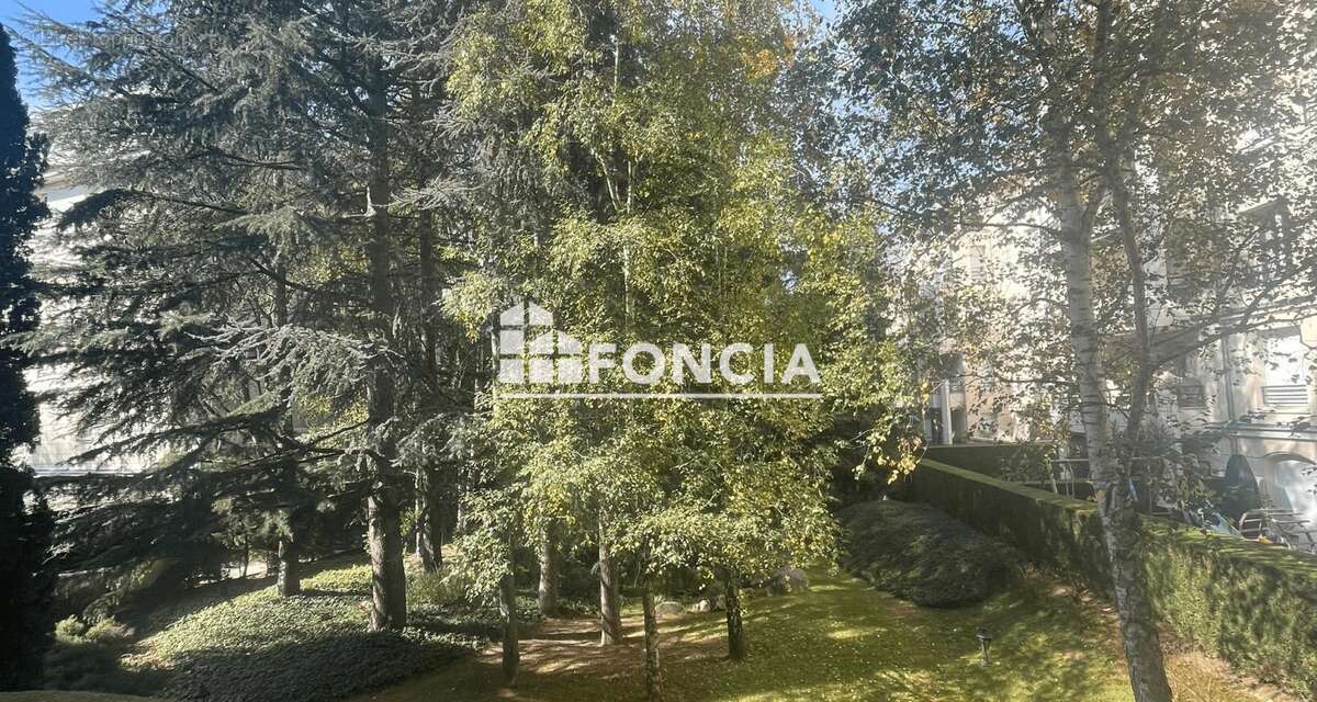 Appartement à LE PLESSIS-ROBINSON