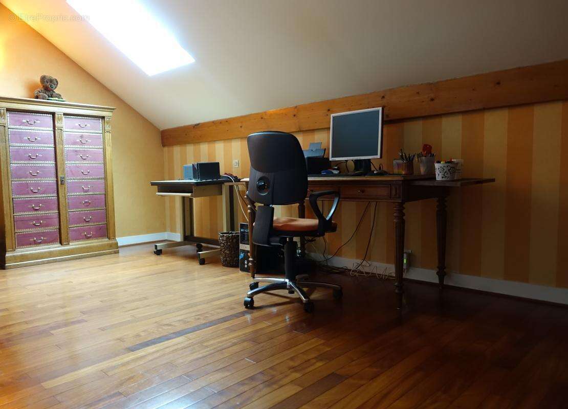 Appartement à CARRIERES-SUR-SEINE