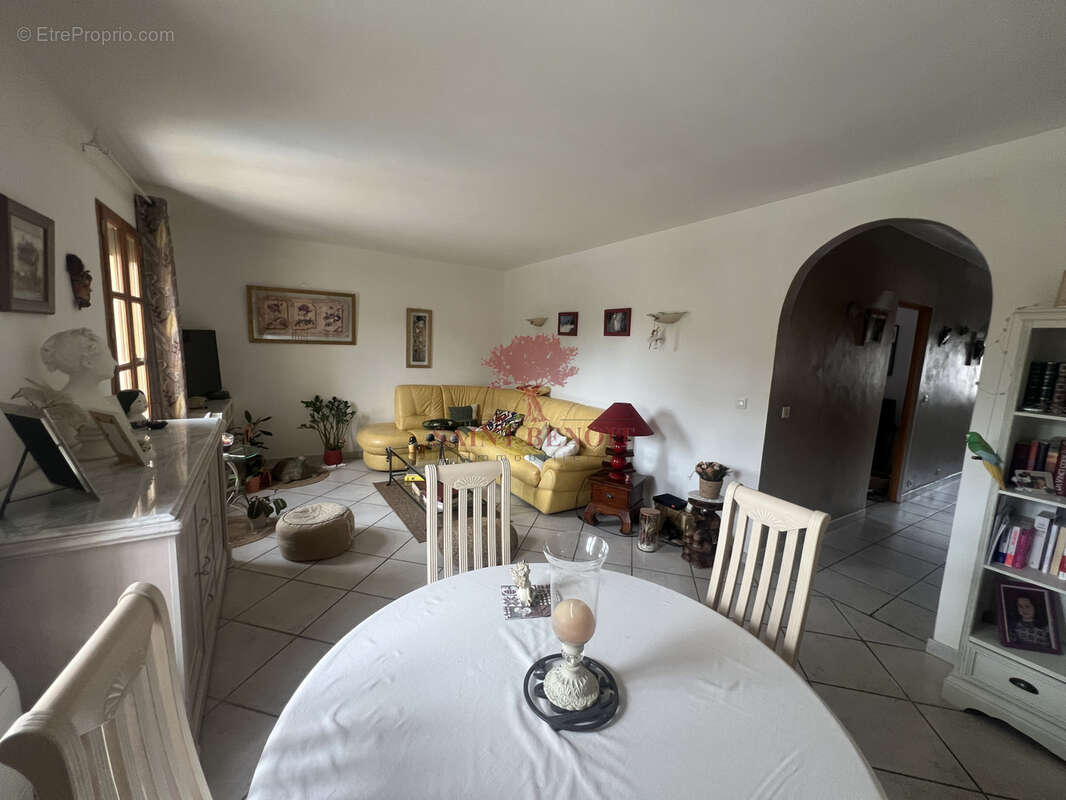 Maison à GIGNAC