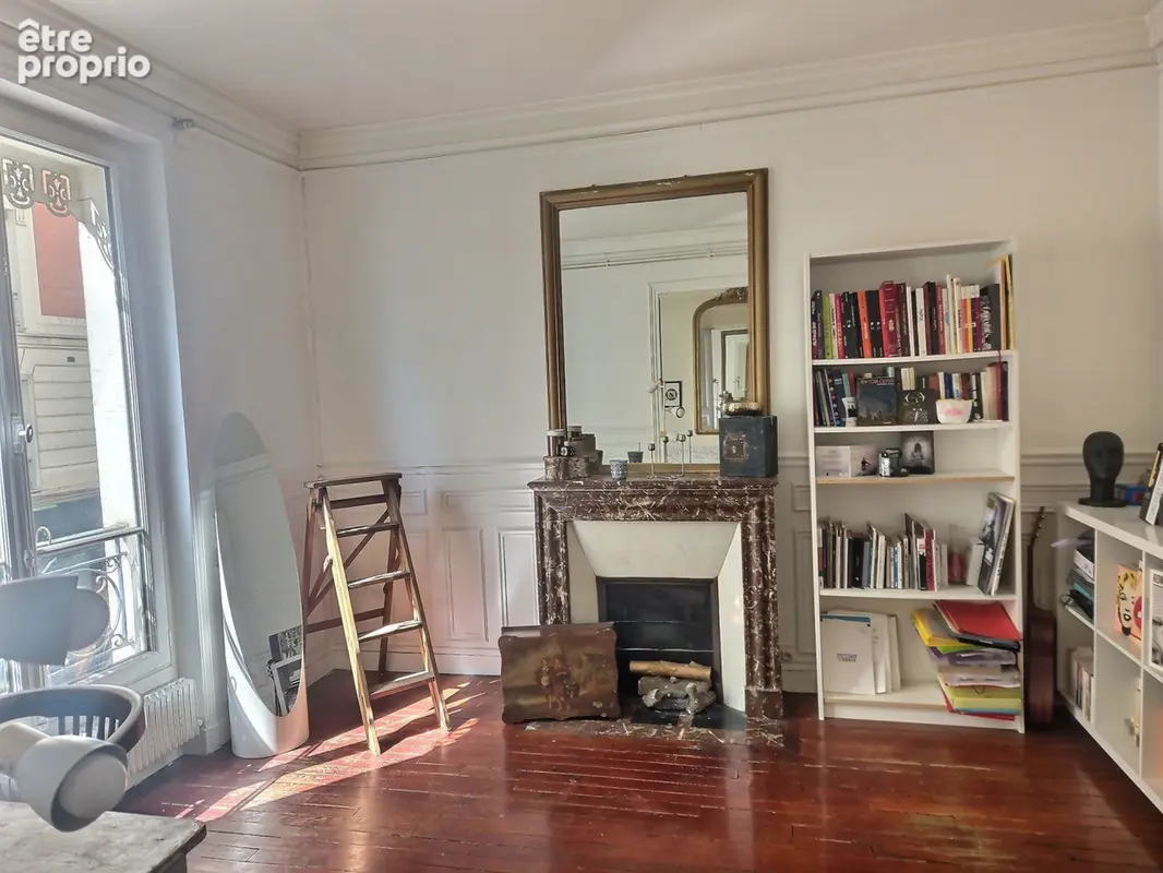 Appartement à PARIS-16E