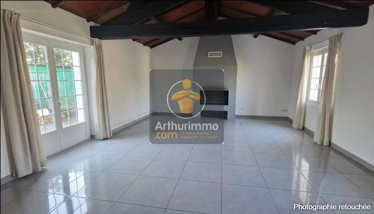 Maison à BOIS-DE-CENE