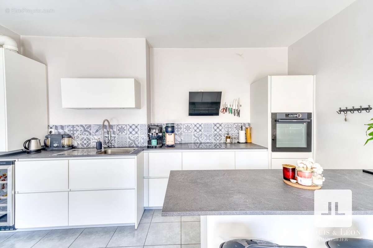 Appartement à LYON-9E