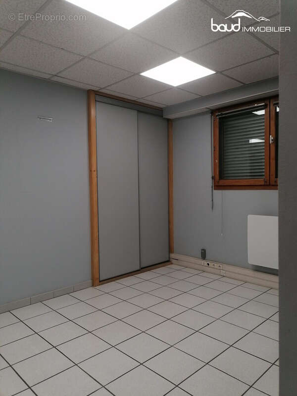 Commerce 131 m² à Villard-De-Lans  - photo 4