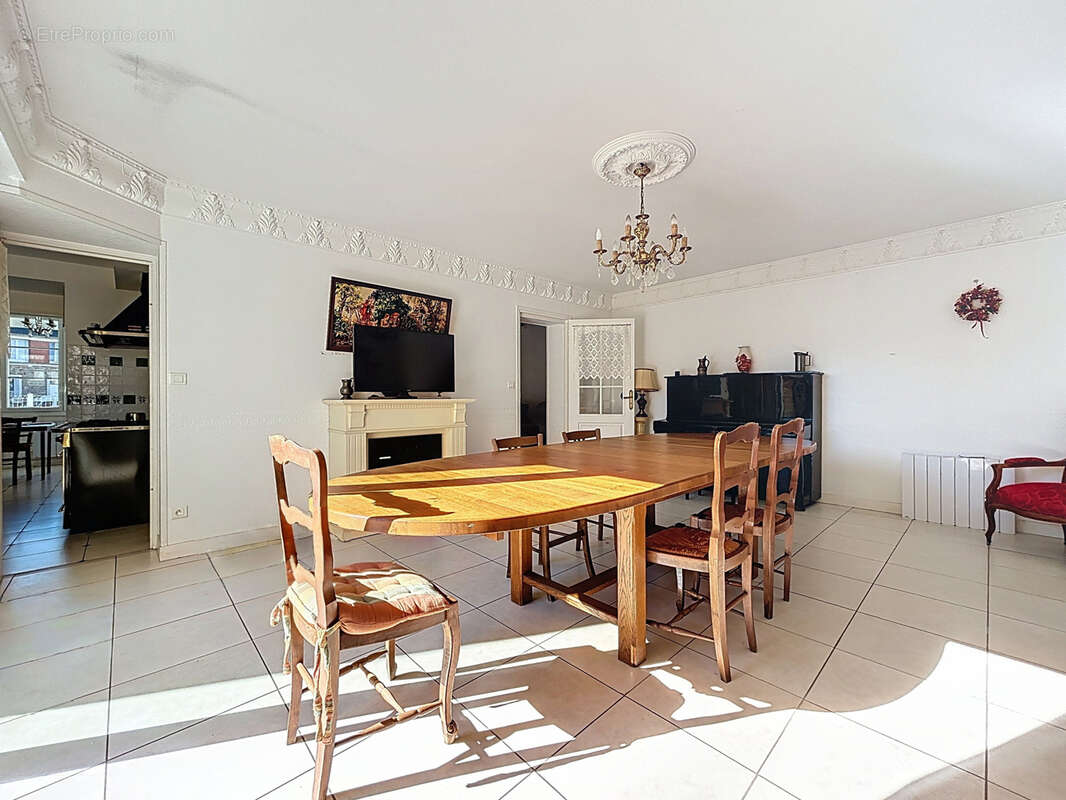 Maison à LA HAYE-DU-PUITS