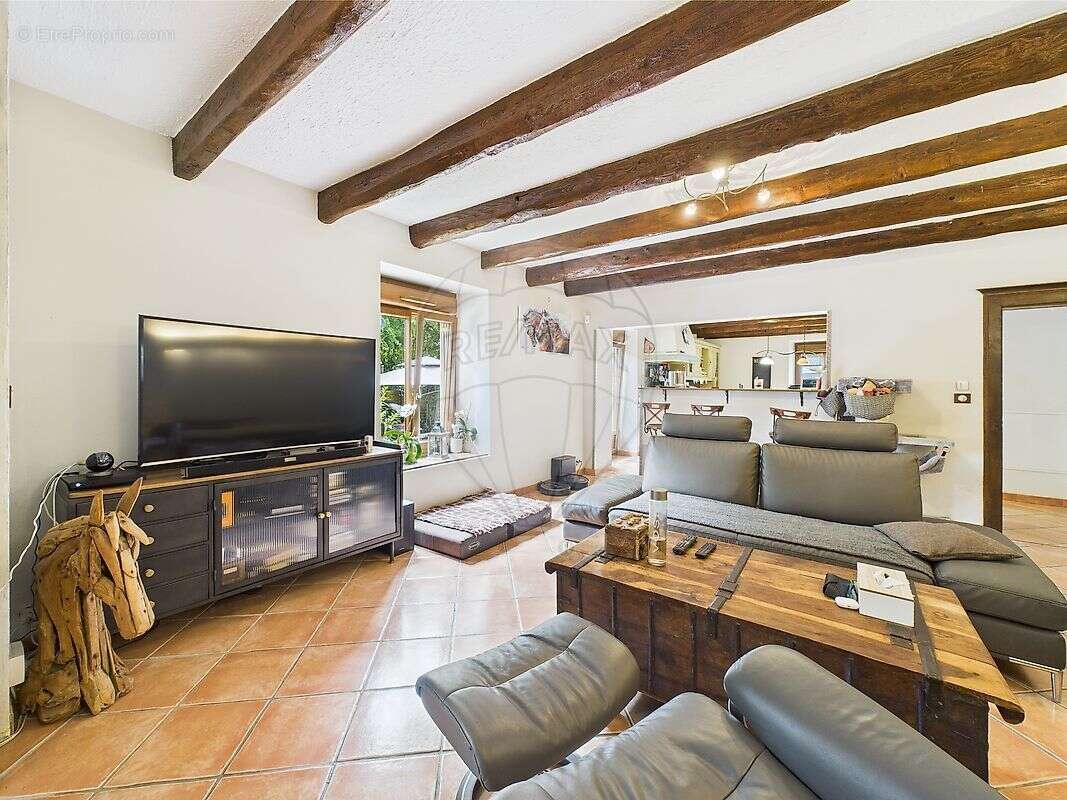 Maison à MAIRY-MAINVILLE