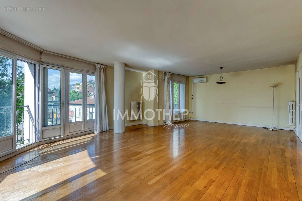 Appartement 118 m² à Grenoble  - photo 2