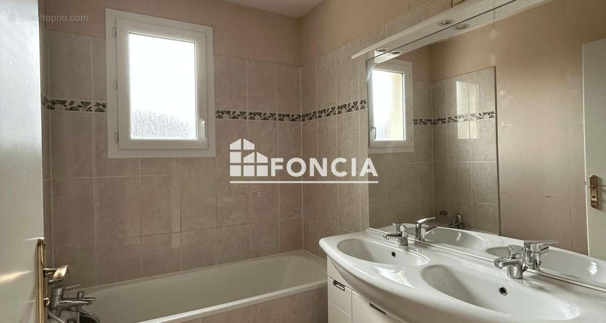 Maison à BALLANCOURT-SUR-ESSONNE