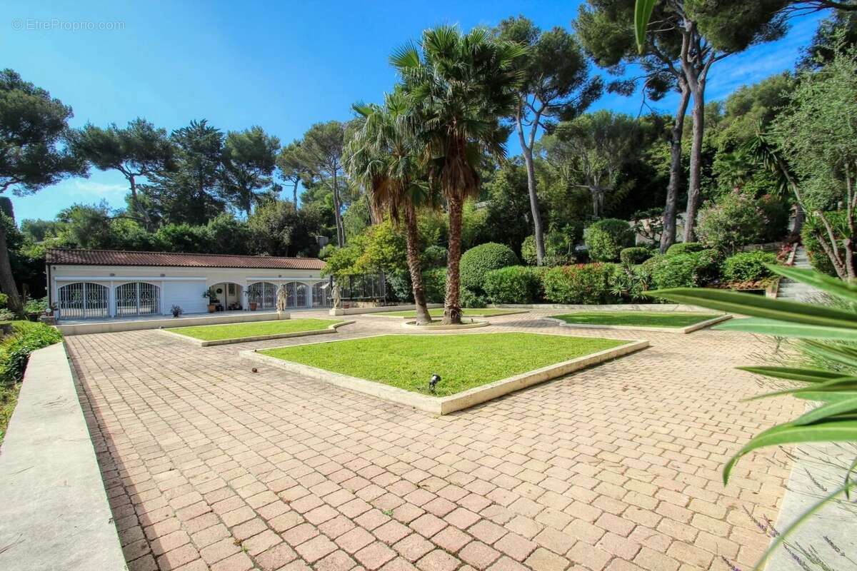 Saint jean cap ferrat "le cap" - propriété 600m²  terrain 5000m² piscine - photo 36