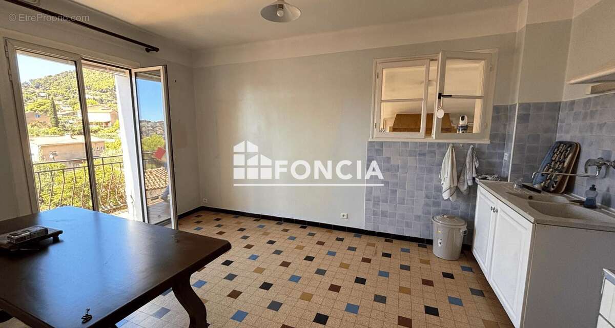 Maison à CARQUEIRANNE