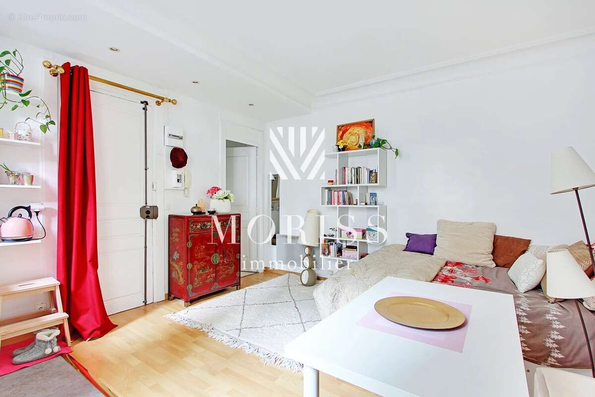 Appartement à PARIS-11E