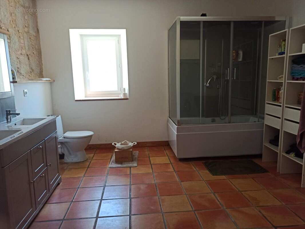 Appartement 668 m² à Lempaut  - photo 4
