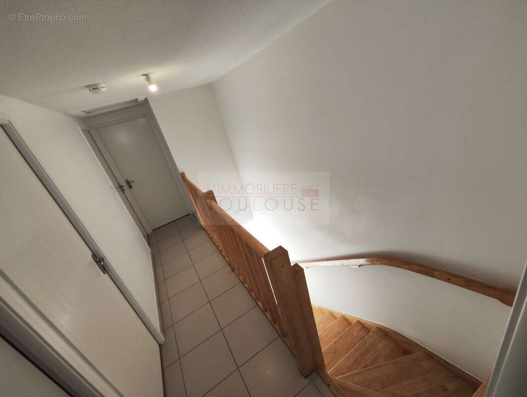 Maison familiale T5 duplex  97 m²  Jardin, terrasse, garage  Balma - photo 26