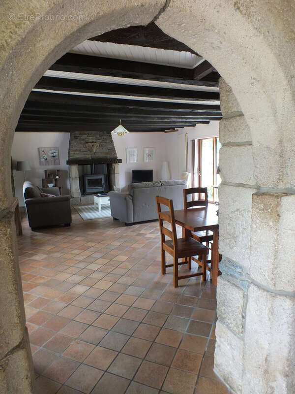 Maison à CLEGUEREC