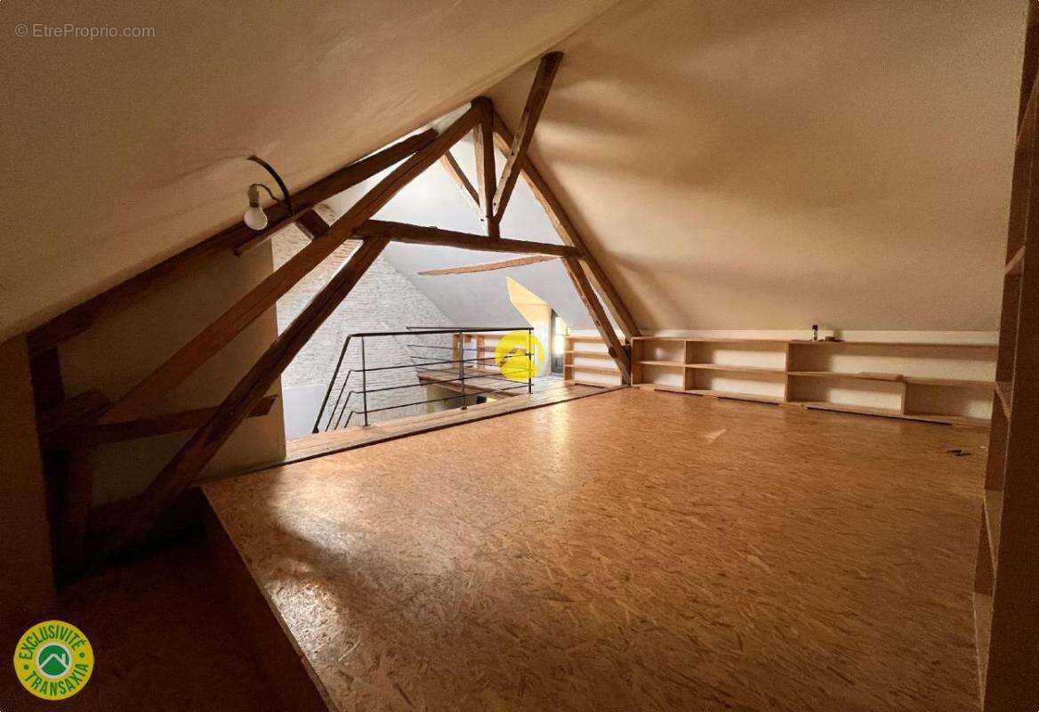 Maison à CHATEAUNEUF-SUR-CHER