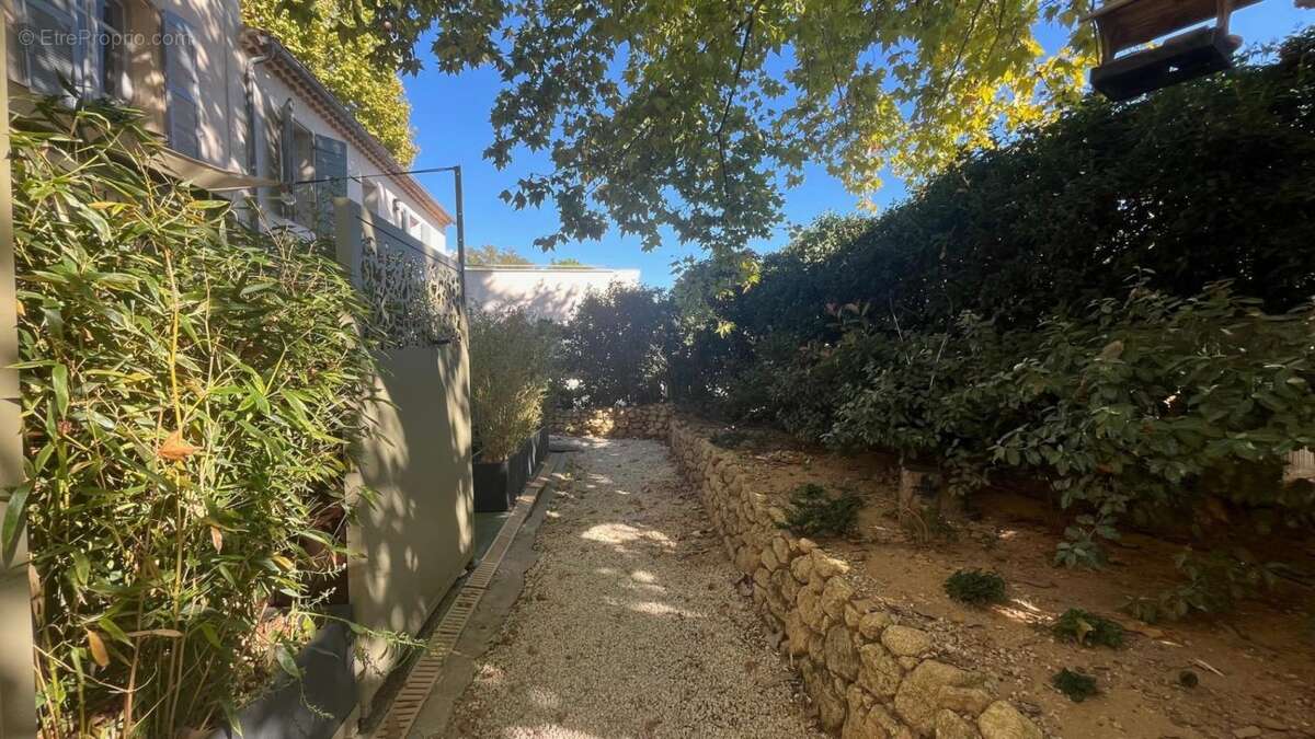 Appartement à AIX-EN-PROVENCE