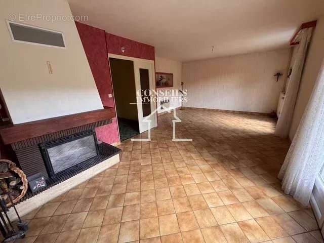 Entre st julien du sault et joigny - photo 7