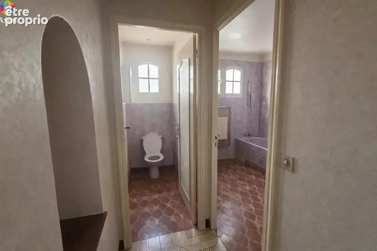 Maison 8 pièces 218 m² à vendre à La Seyne-Sur-Mer (83530) - photo 9