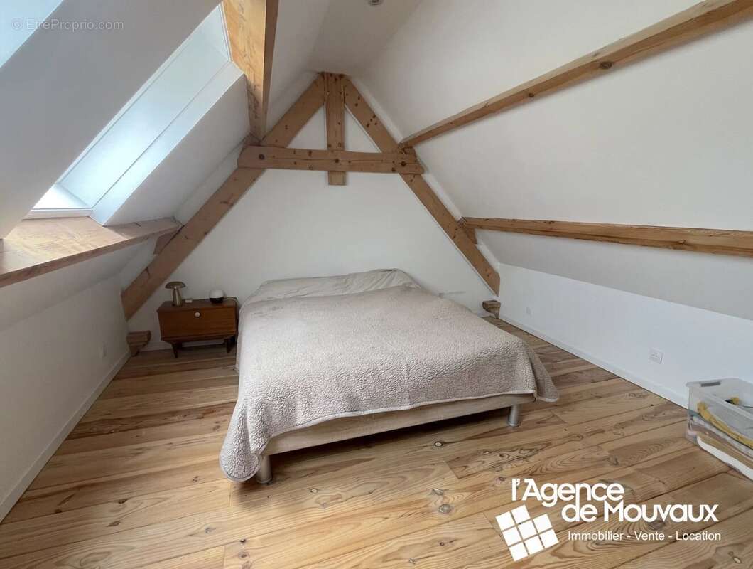 Maison à PERONNE-EN-MELANTOIS