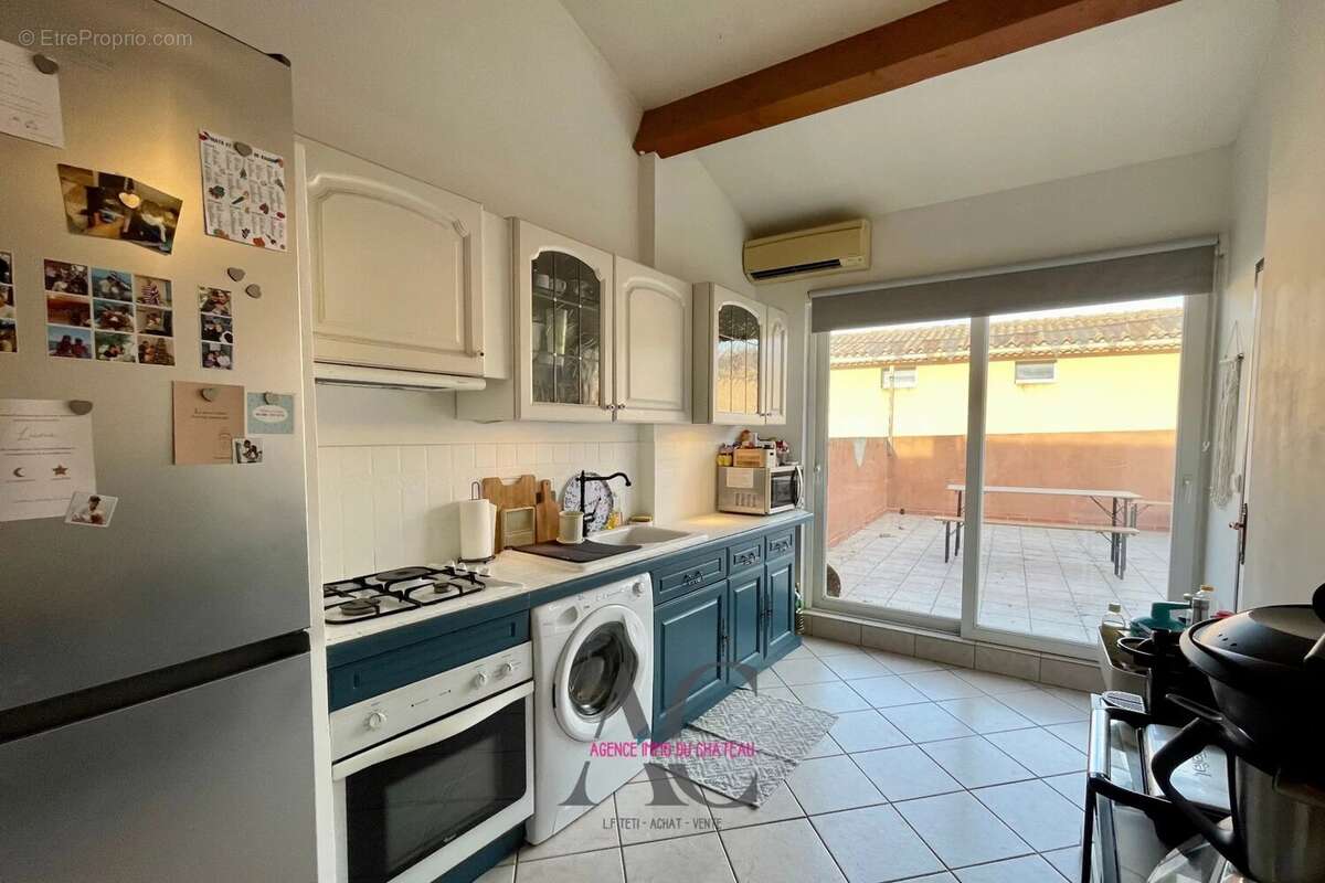 Appartement à CUERS