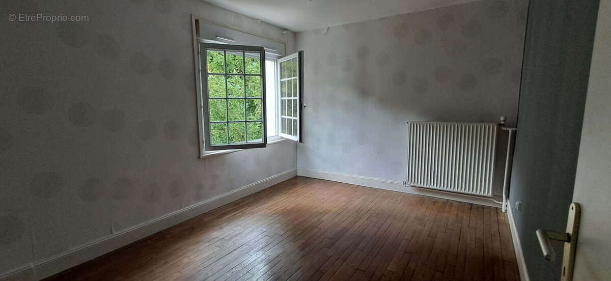 Maison 84 m² à Neufmanil  - photo 5