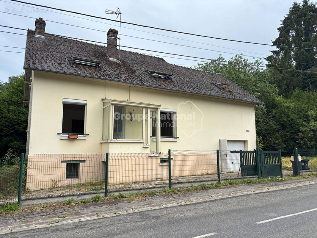 Maison à VIC-SUR-AISNE