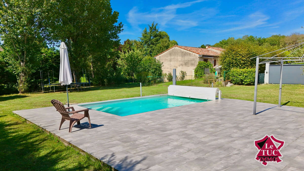 Maison de plain pied avec piscine. - photo 5