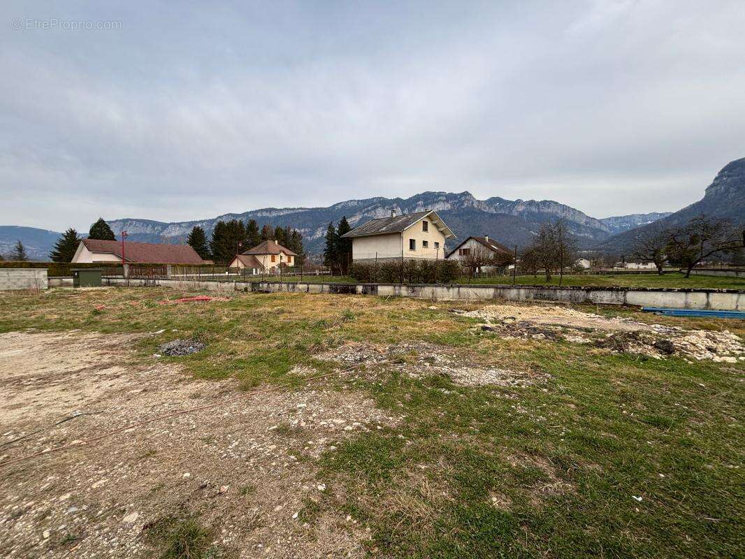 Maison à SAINT-LAURENT-DU-PONT