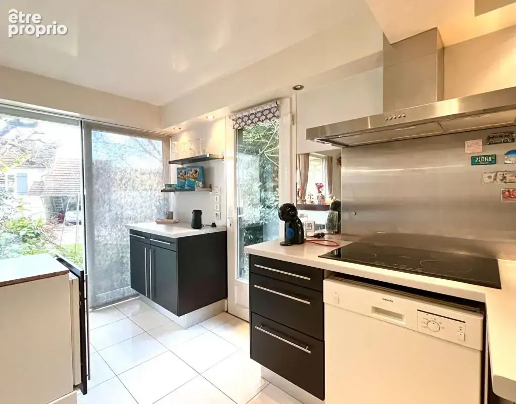 Belle propriété de 260m² - en 2 Habitations sur terrain de 614m² - photo 8
