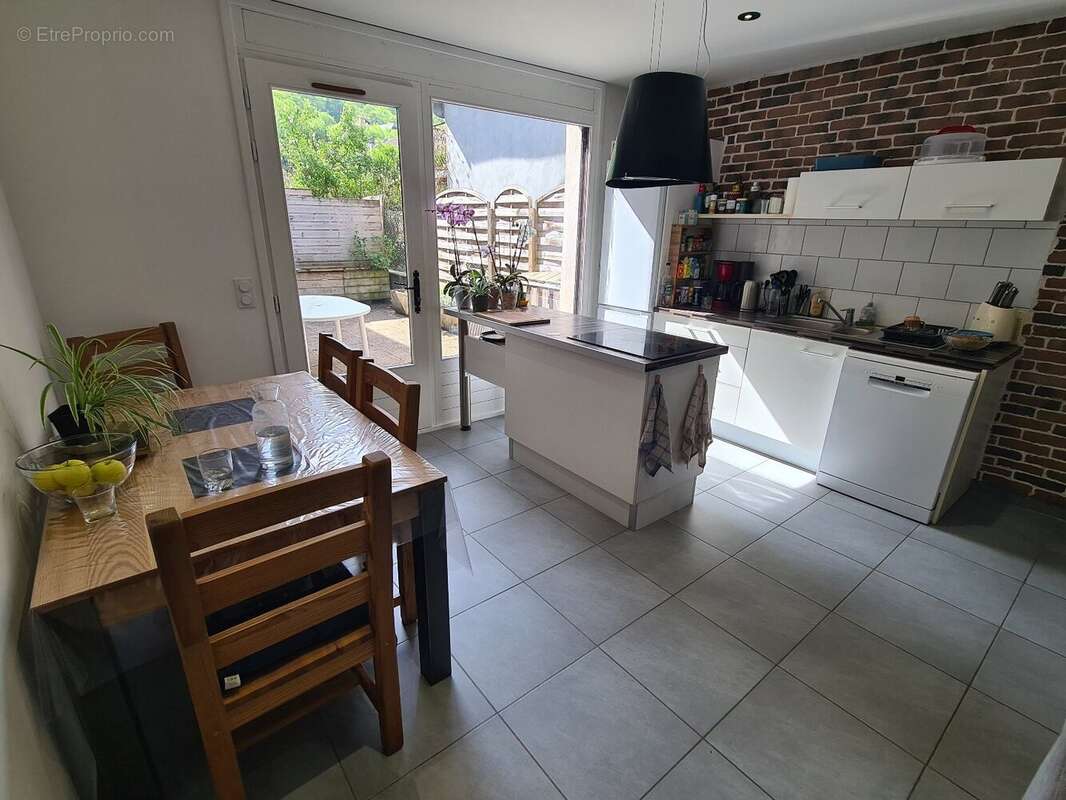 Appartement à GRIGNON