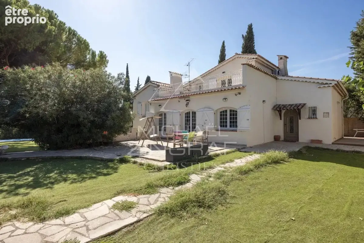 Mougins – Villa familiale avec piscine et court de tennis - photo 9