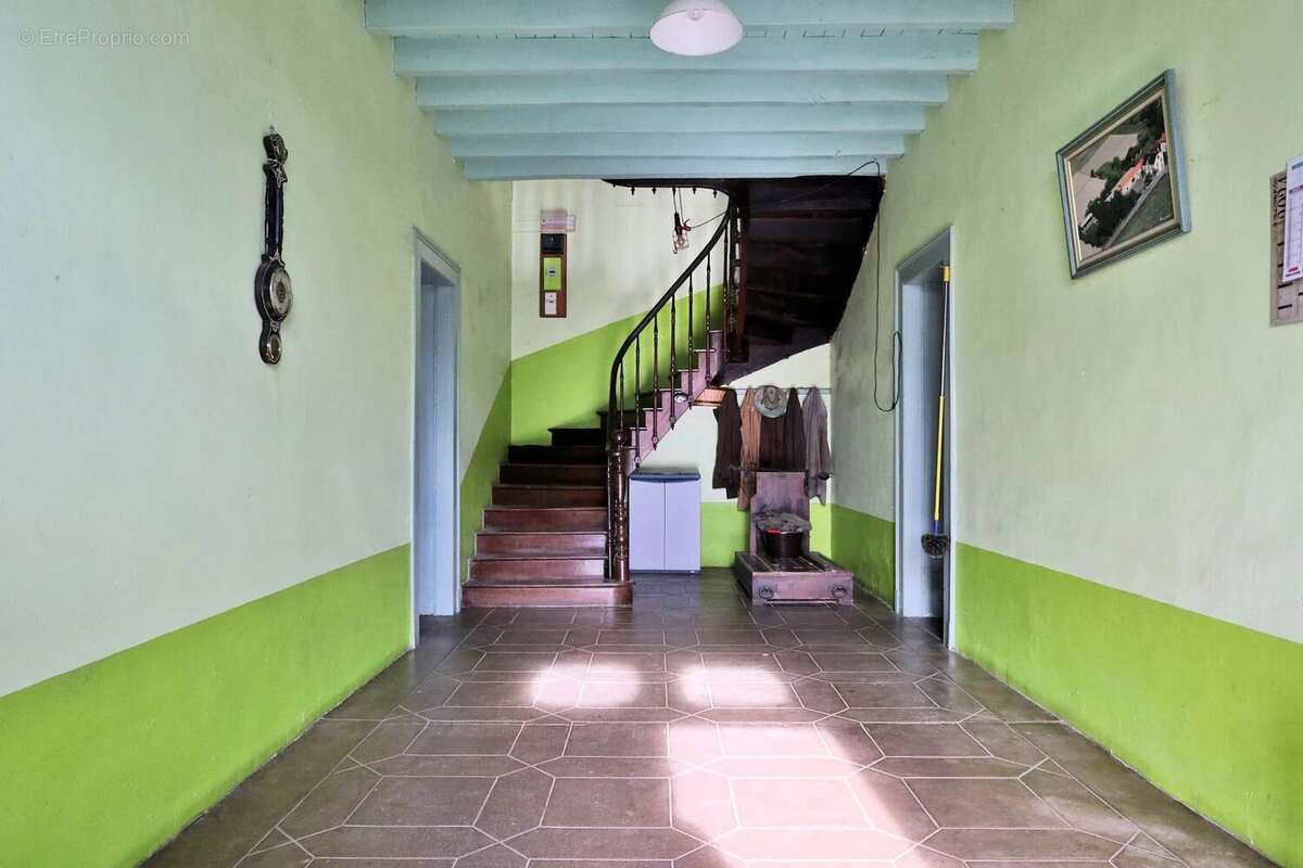 Maison à CASTELNAU-RIVIERE-BASSE