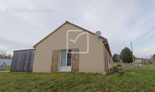 Maison à GOURDON