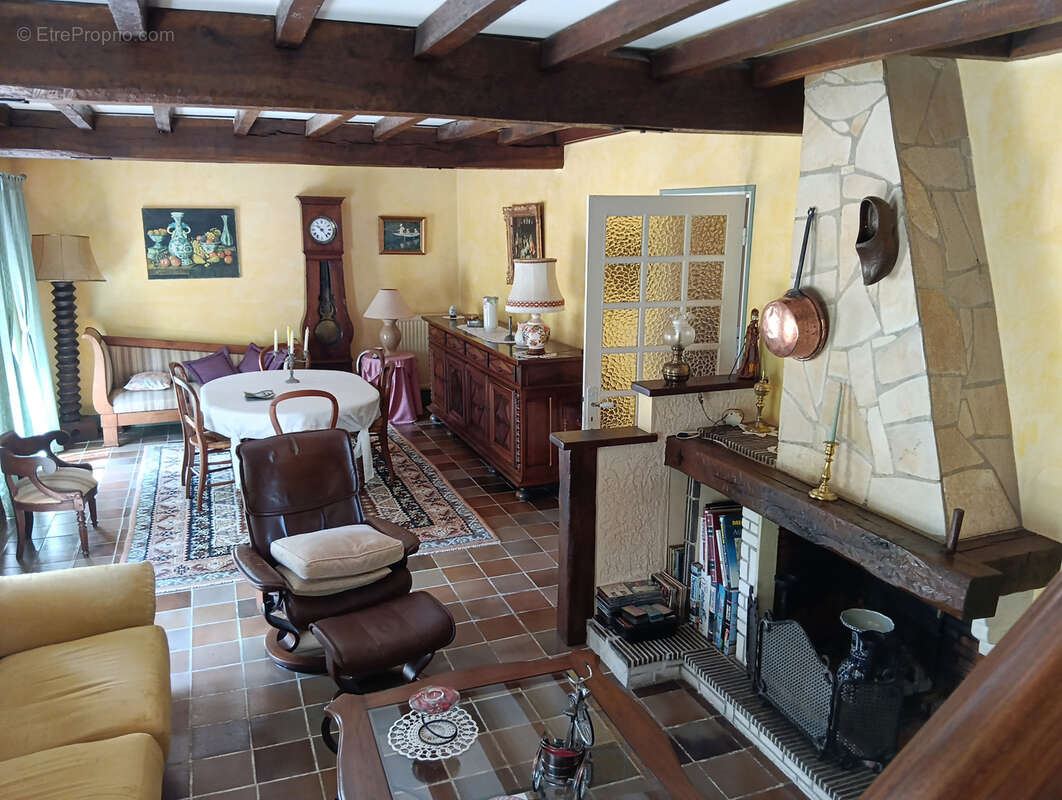 Maison sur sous sol de 99.6 m2 avec annexes - photo 15