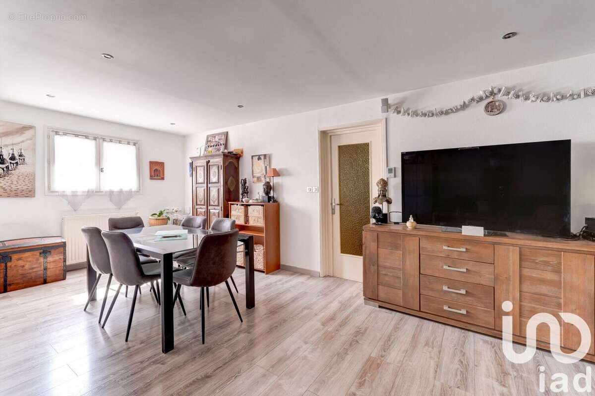 Photo 6 - Maison à PIERRE-BENITE