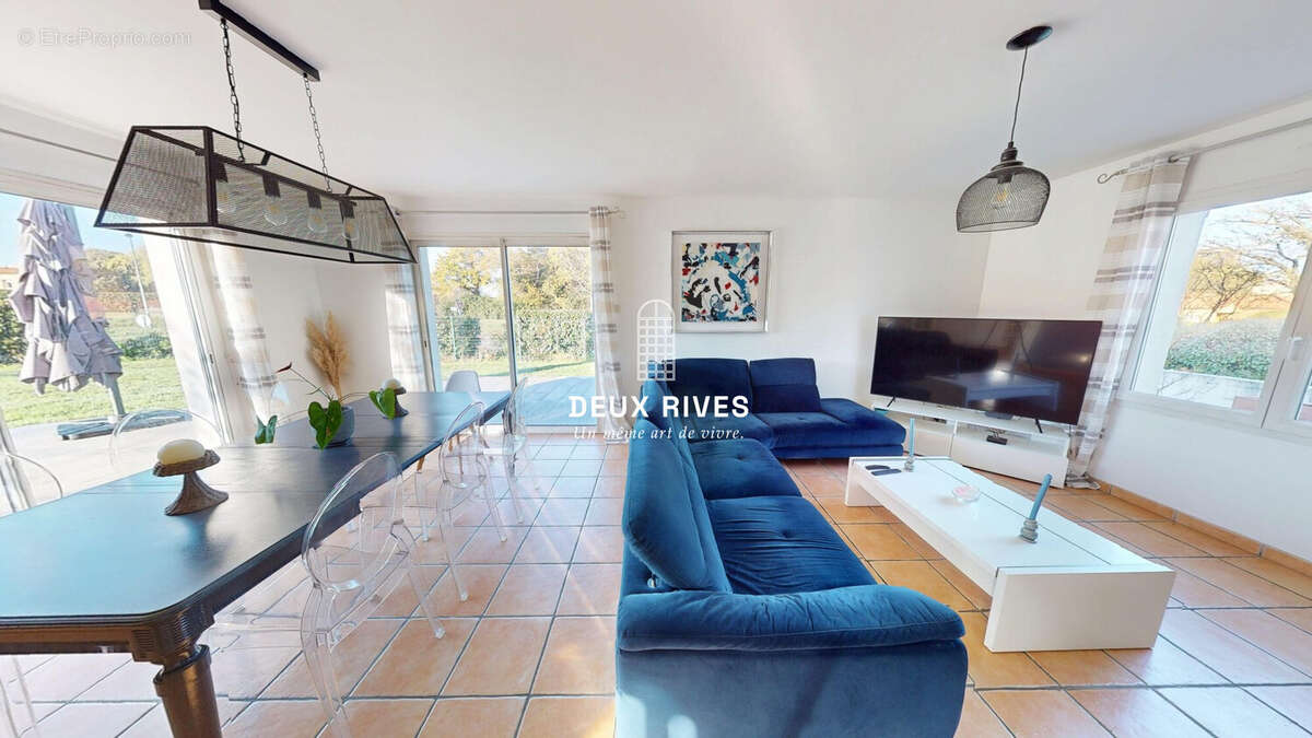 Maison à HAUTE-GOULAINE